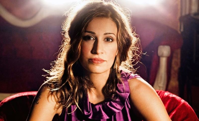 Σπάνια δημόσια εμφάνιση της Ελένης Πέτα (Photo) - Media