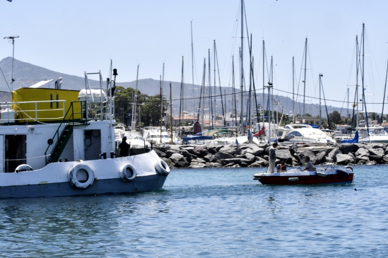 Πλοία γεμάτα επιβάτες συγκρούστηκαν στην Αίγινα  - Media