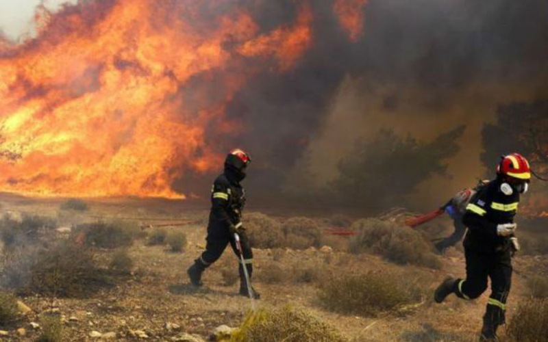 Προσοχή: Υψηλός ο Κίνδυνος πυρκαγιάς τη Δευτέρα – Την ίδια στιγμή 2 πυρκαγιές σε εξέλιξη στο Πικέρμι   - Media