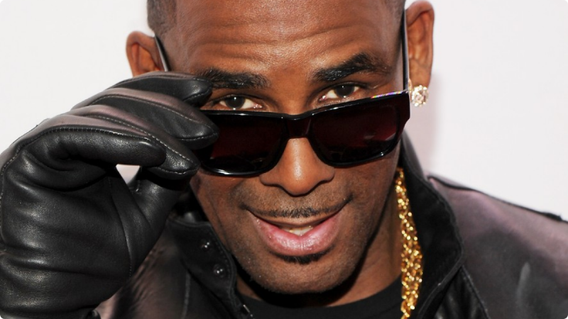 Ο R. Kelly απορρίπτει τις κατηγορίες ότι κρατά δέσμιες 6 γυναίκες σε αίρεση - Media