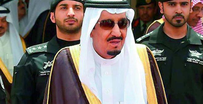 Σ. Αραβία: Δημοσιογράφος εξύμνησε υπερβολικά το βασιλιά και αυτός ζήτησε την απόλυση του - Media