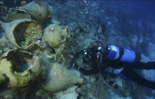 Οκτώ νέα ναυάγια ανακαλύφθηκαν έξω από τους Φούρνους - Media