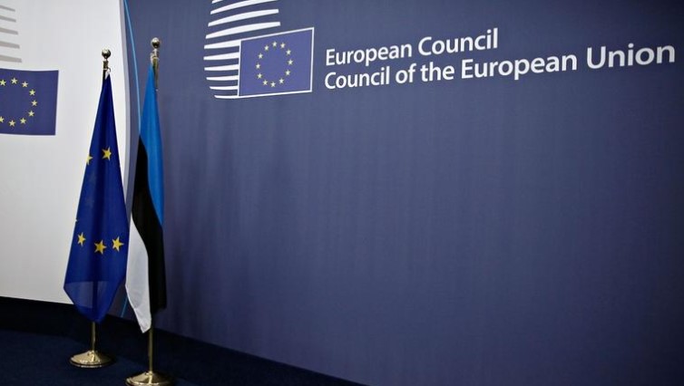Μέτρα κατά της Πολωνίας ενεργοποίησε η Κομισιόν - Media