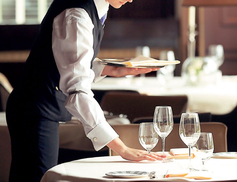 «Τσουχτερά» πρόστιμα σε εργοδότες που δεν αυξάνουν τον κατώτατο μισθό - Πόσο θα πληρώσουν - Media