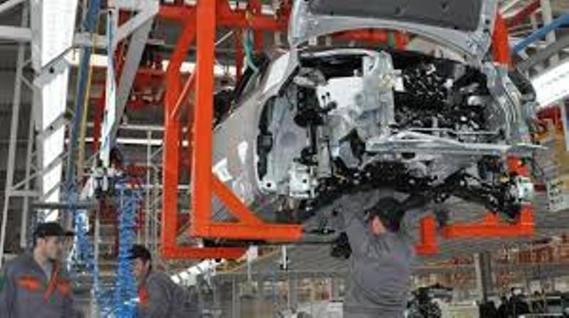 Η δύσκολη σχέση Τραμπ - αυτοκινητοβιομηχανίας - Media