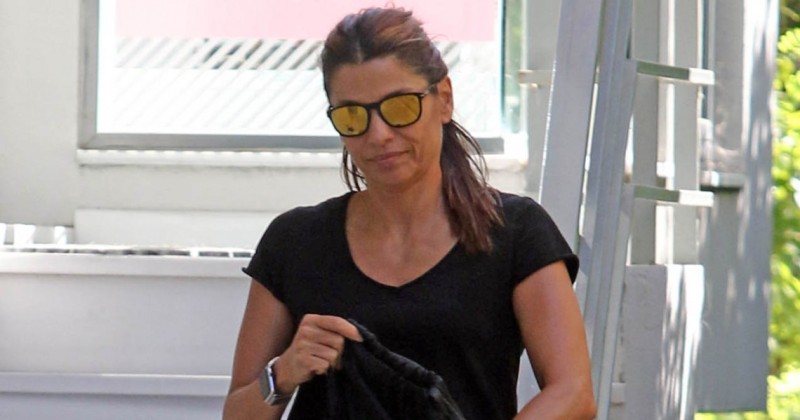 Η φωτογραφία της Πόπης Τσαπανίδου στην παραλία (Photo) - Media