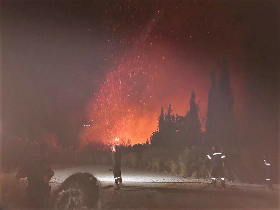 Ο εφιάλτης συνεχίζεται: Μεγάλη πυρκαγιά και στην Κεφαλονιά  (Photos) - Media