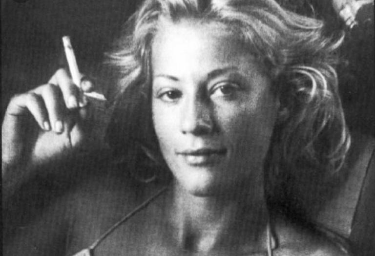 «Σε ευχαριστώ για το τσίπουρο και το τσιγάρο» - Το αντίο της Ρένας Δούρου στη Ζωή Λάσκαρη (Photo) - Media