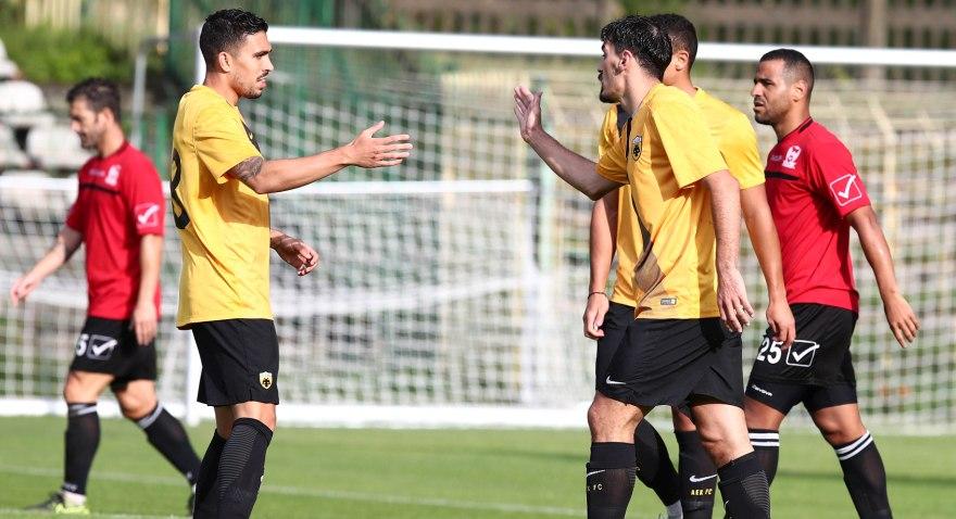 H ενδεκάδα της ΑΕΚ με Μπριζ - Media