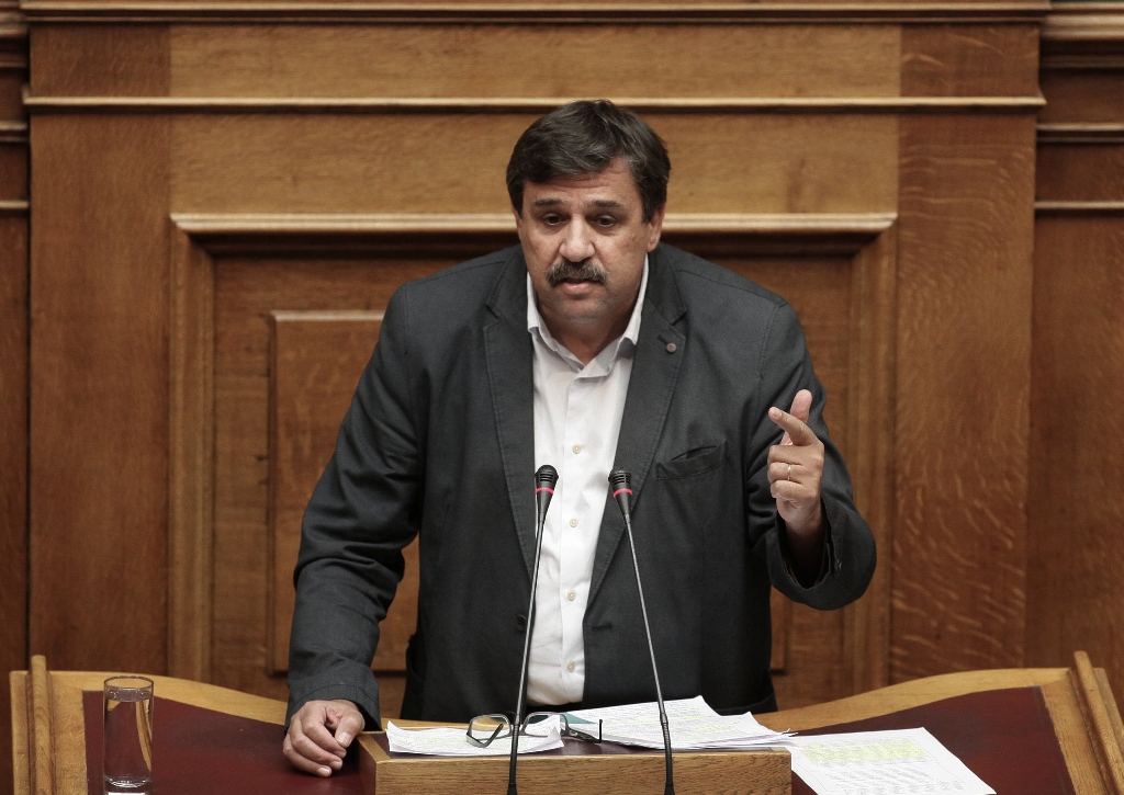 Ξανθός: Κλείνουμε μια εκκρεμότητα για τα βεβαιωμένα χρέη προς τη ΔΟΥ των ανασφάλιστων πολιτών - Media