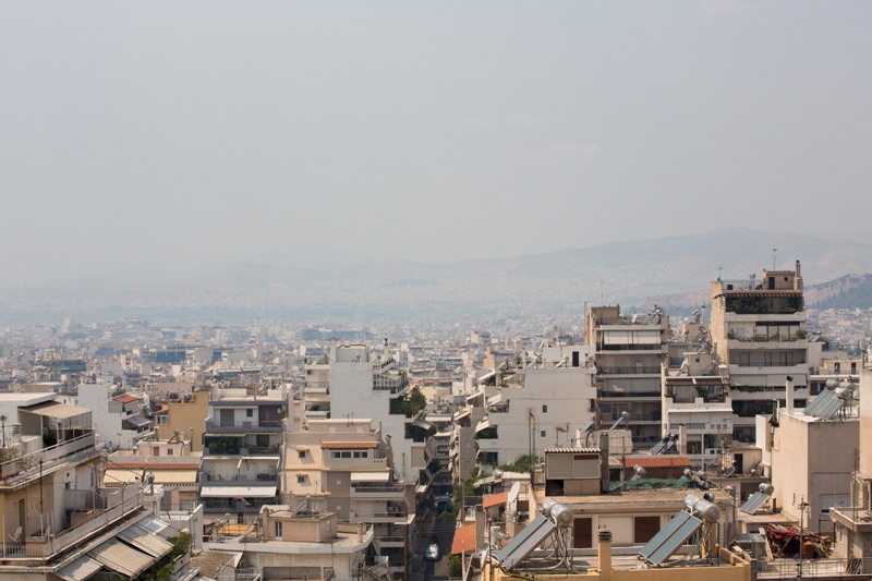 Ο καπνός από τη φωτιά στον Κάλαμο κάλυψε και την Αθήνα (photos) - Media Gallery 4