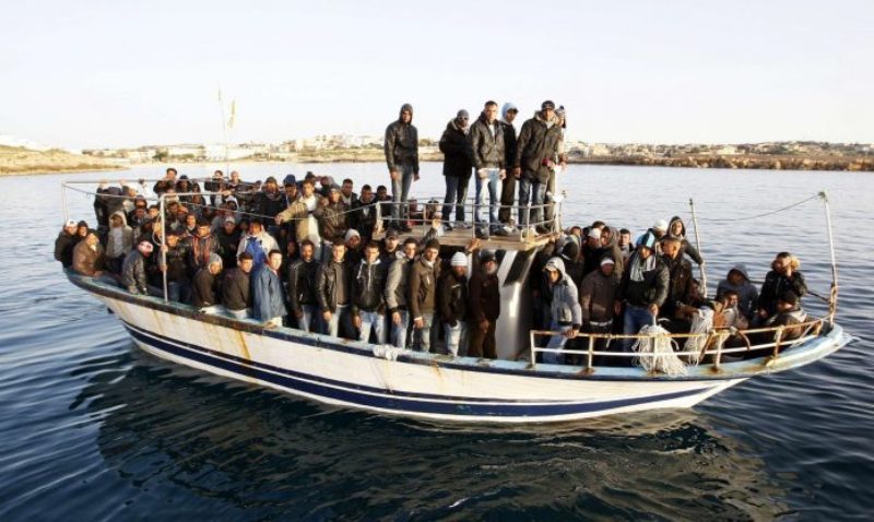 Frontex: Οι αφίξεις μεταναστών μειώθηκαν στην Ιταλία αλλά αυξήθηκαν στην Ισπανία  - Media