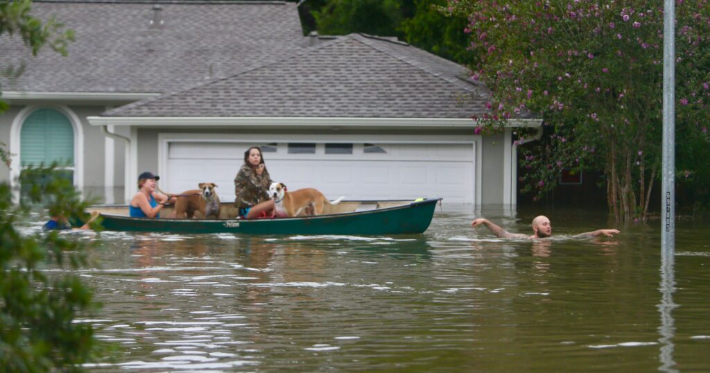 Χάρβεϊ: Τρομακτικές οι εκτιμήσεις για τις ζημιές – Εξασθενεί η τροπική καταιγίδα - Media