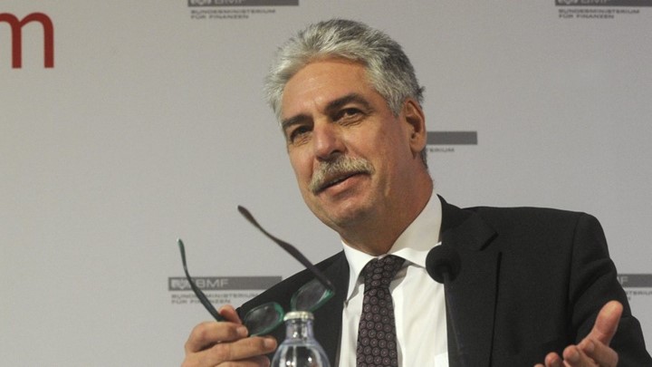 Ο Αυστριακός ΥΠΟΙΚ στηρίζει την ιδέα για ευρωπαϊκό νομισματικό ταμείο - Media