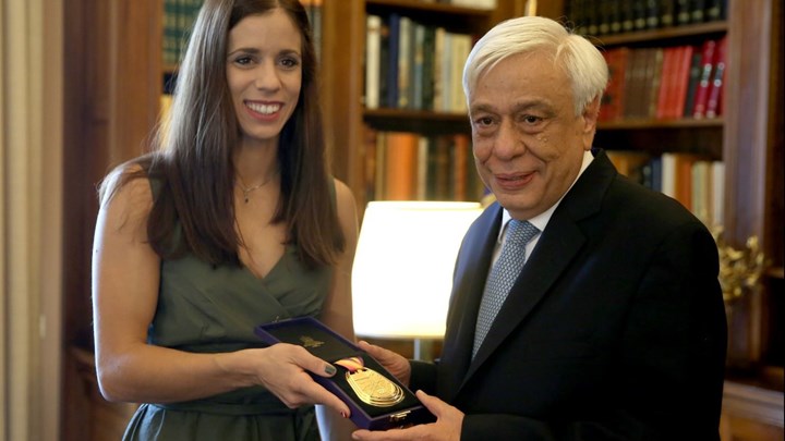 Παυλόπουλος σε Στεφανίδη: Η επίδοσή σου είναι ένα υπόδειγμα για τη γενιά σου και την κοινωνία (Photos) - Media