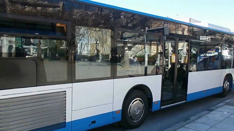 Τρόμος στο Ηράκλειο: Πήρε φωτιά λεωφορείο στο κέντρο της πόλης (Photo) - Media