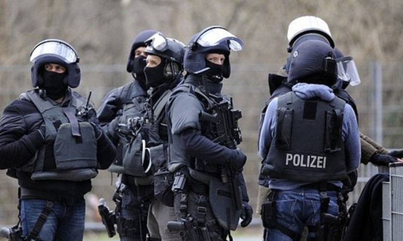 Βρέθηκαν γυναικείες γάμπες μέσα σε κάδο απορριμμάτων στην Ιταλία - Media