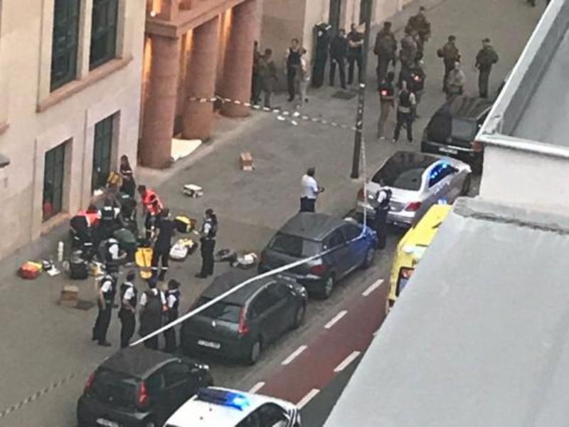 Βέλγος σομαλικής καταγωγής και «εκτός ραντάρ» των Αρχών ο δράστης της επίθεσης με μαχαίρι στις Βρυξέλλες (Photo, Video) - Media
