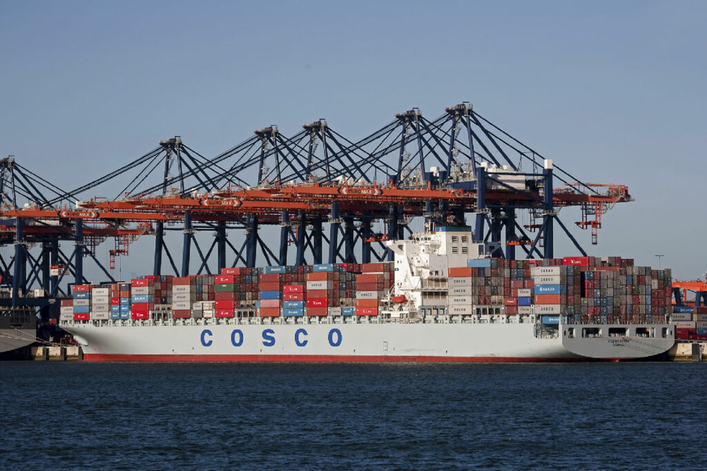 COSCO: Εργαζόμενος έχασε τη ζωή του στο λιμάνι του Περάματος - Media