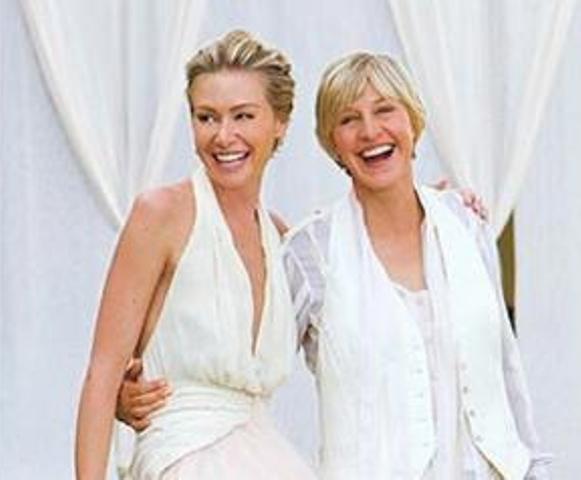 Η Έλεν ΝτιΤζένερις και η Πόρσια ντε Ρόσι γιόρτασαν την 9η επέτειο γάμου τους - Media