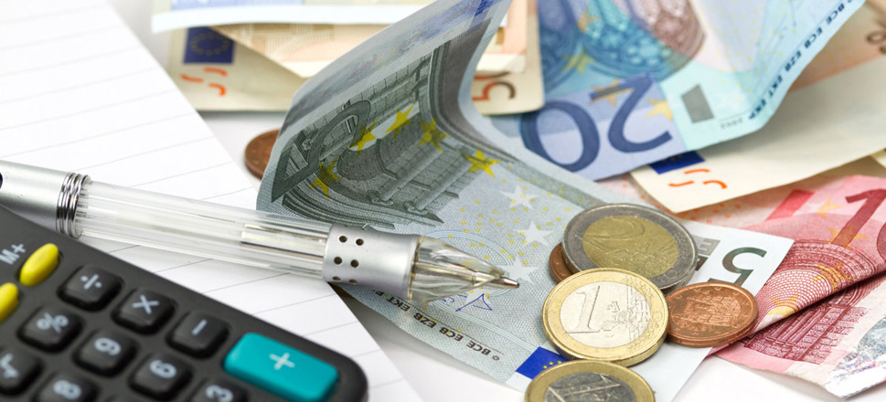 ΑΑΔΕ: Διευκρινίσεις για επιστροφές φόρου εισοδήματος και ΦΠΑ - Media