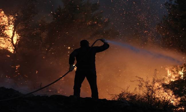 Υψηλός κίνδυνος πυρκαγιάς την Κυριακή σε Κρήτη και Δωδεκάνησα - Καμπανάκι από Γενική Γραμματεία Πολιτικής Προστασίας - Media