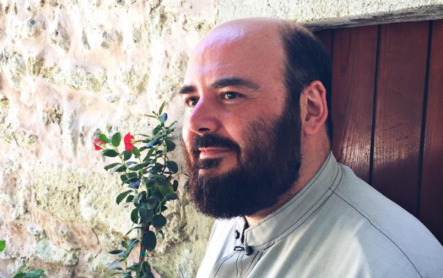 Ιερέας στην Κρήτη: Συγχαρητήρια στον γιο μου! Δεν πέρασε πουθενά! - Media