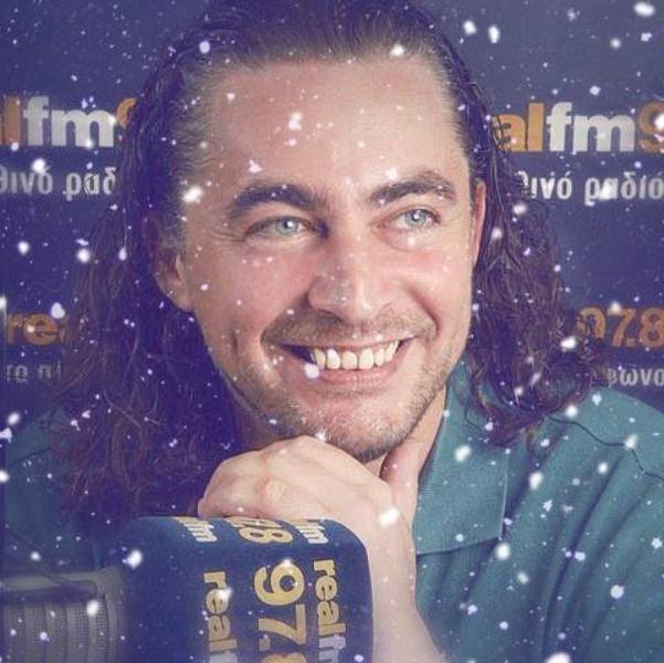 Γνωστός ραδιοφωνικός παραγωγός αποχωρεί από τον Real FM μετά από δέκα χρόνια - Media