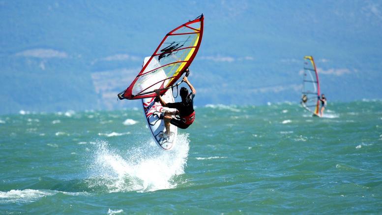 Καιρός: Θυελλώδεις άνεμοι την Πέμπτη (χάρτες) - Media