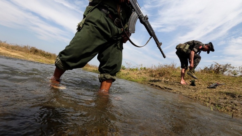 Μιανμάρ: Περισσότεροι από 92 νεκροί σε συγκρούσεις ανταρτών-αστυνομικών - Media