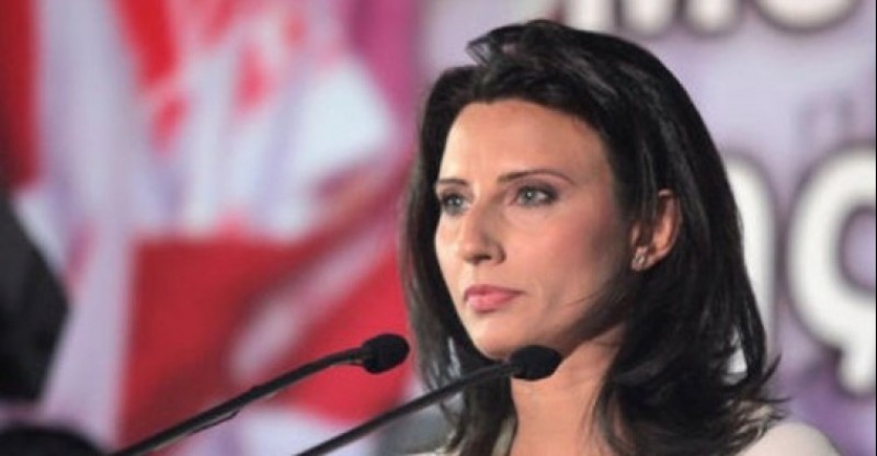 To ... τερμάτισε η Κασιμάτη: Νοσταλγός της Χούντας ο Αρκάς - Media
