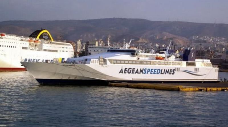 Κατέπλευσε, τελικά, στο λιμάνι της Σίφνου το speedrunner ΙΙΙ - Ταλαιπωρία για 800 επιβάτες - Media