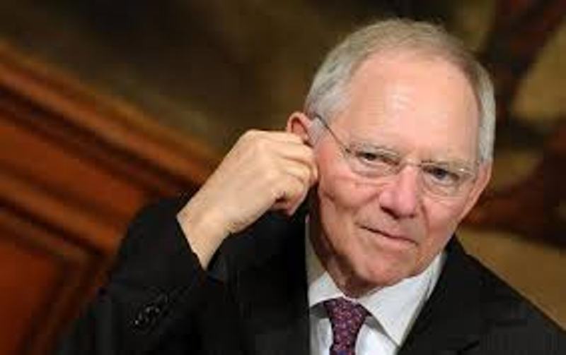 «Σφίγγα» ο Σόιμπλε για την παραμονή του  στο γερμανικό ΥΠΟΙΚ μετά τις εκλογές - Media