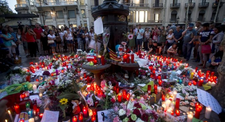 Παρουσία του βασιλιά Φιλίππου οι Καταλανοί τιμούν τα θύματα των επιθέσεων  - Media