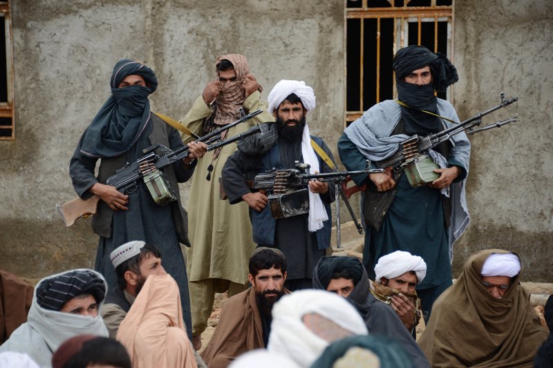 Αφγανιστάν: Επίθεση  Ταλιμπάν - καμικάζι εναντίον οχηματοπομπής του ΝΑΤΟ - Media