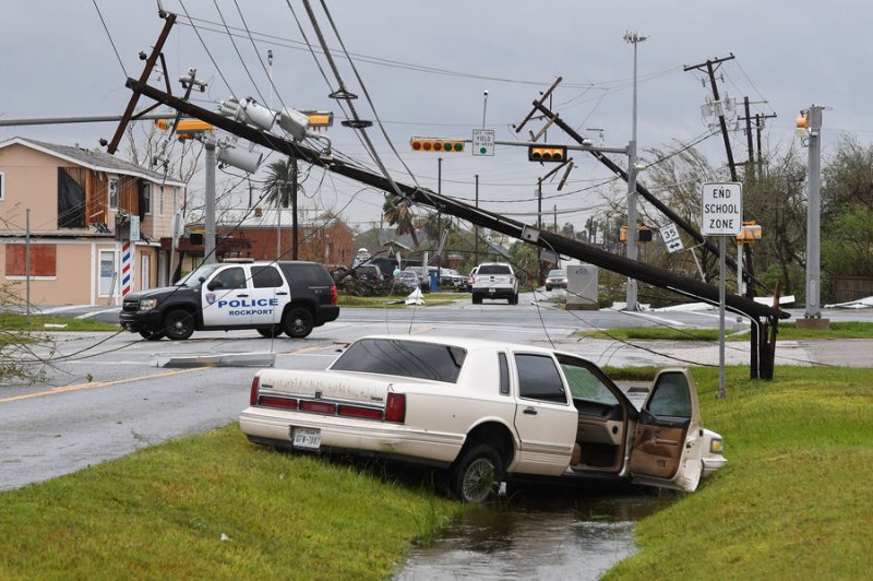 Ο Χάρβεϊ δεν είναι πλέον τυφώνας αλλά τροπική καταιγίδα – 2 νεκροί και τεράστιες ζημιές στο πέρασμα του  - Media