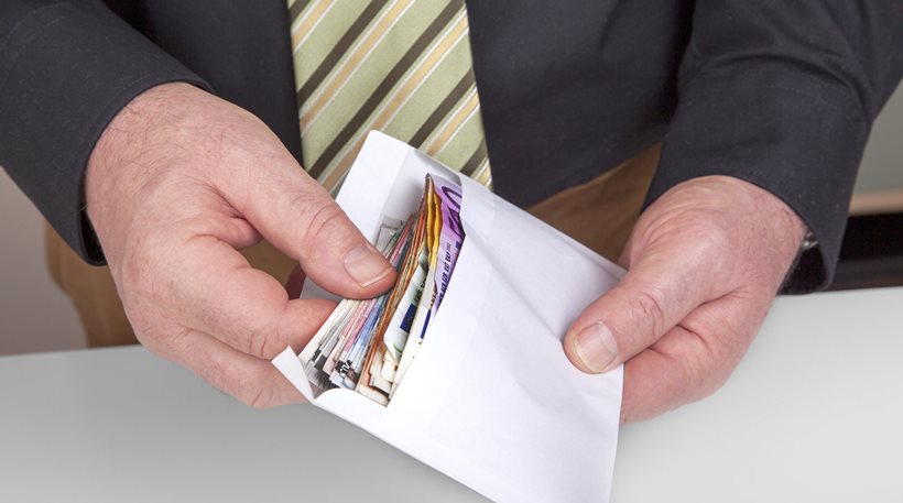 Κομοτηνή: Υποδύθηκε τον εφοριακό και ζήτησε «πεσκέσι» - Media