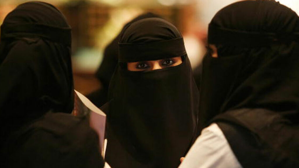 Σαουδική Αραβία: Οι γυναίκες «μπαίνουν» στα γήπεδα - Media