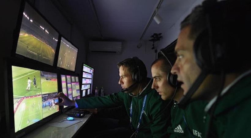 Έρχεται στη Super League το VAR για τις αμφισβητούμενες φάσεις - Σε ανοιχτή γραμμή με FIFA, UEFA o Βασιλειάδης - Media