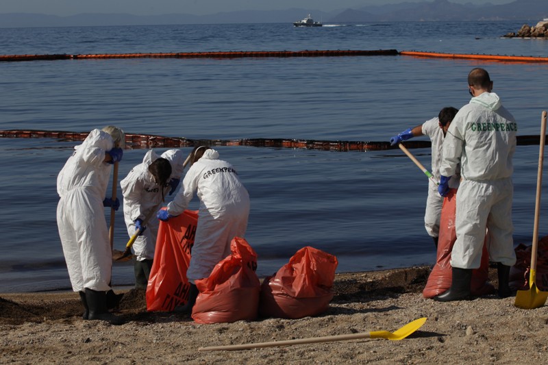 Προσοχή: Σε αυτές τις παραλίες της Αττικής απαγόρευσε το κολύμπι το υπουργείο Υγείας - Media