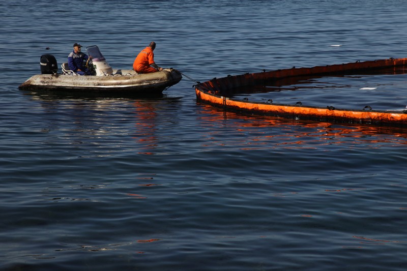 Κουρουμπλής: Είμασταν άτυχοι που το πλοίο βυθίστηκε νύχτα και μετέφερε μαζούτ - Media
