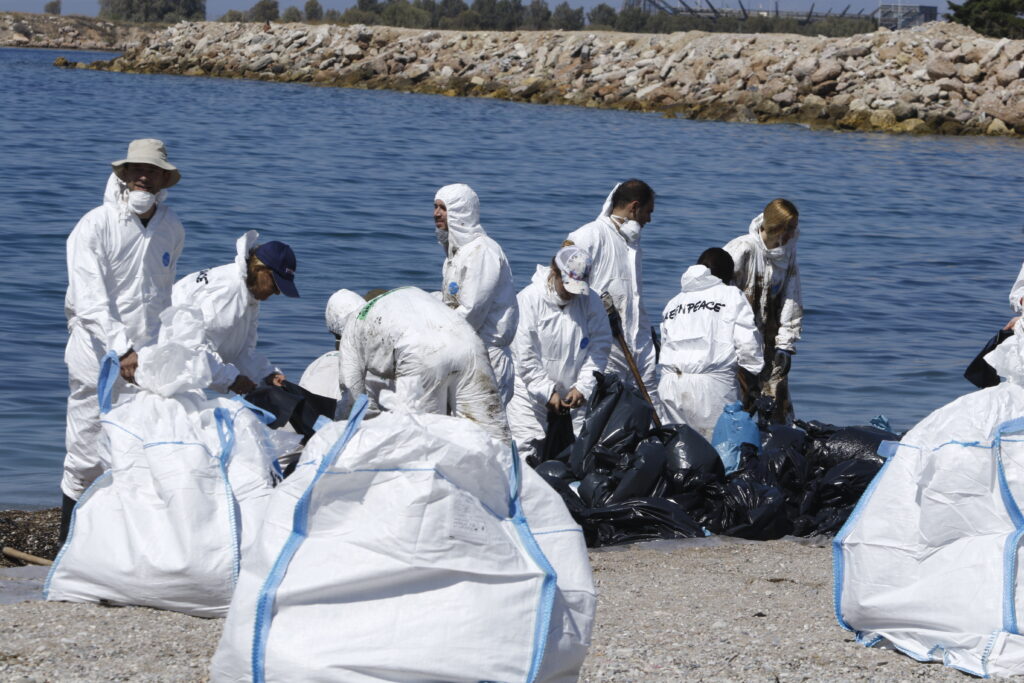 Προτεραιότητα στον καθαρισμό των ακτών του Σαρωνικού προτείνει το Ελληνικό Κέντρο Θαλασσίων Ερευνών - Media