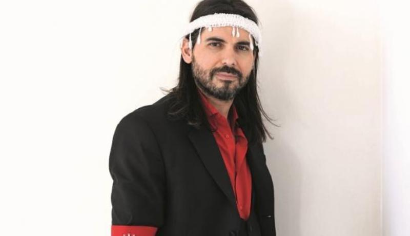 Νύχτα τρόμου για γνωστό Έλληνα σχεδιαστή ! - Media