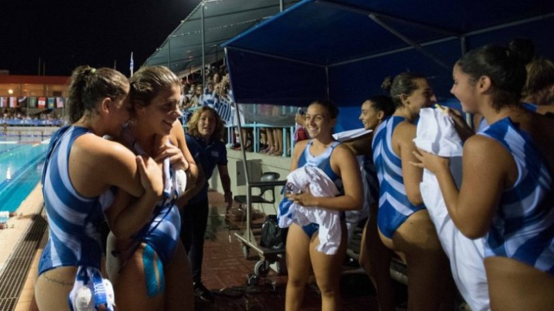 Μπράβο στα κορίτσια: Στον τελικό η εθνική πόλο Νέων Γυναικών - Media