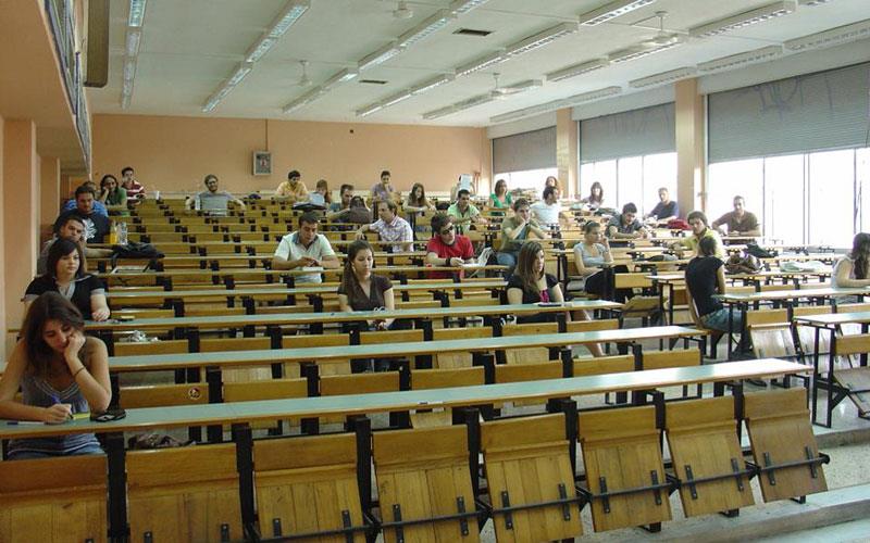 Σάλος στο Πανεπιστήμιο: Αντέγραψαν την ίδια εργασία 106 φοιτητές - Media