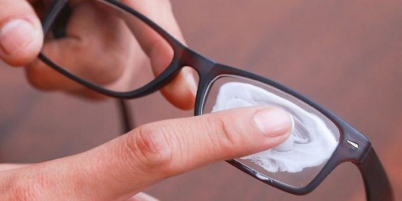 Έτσι θα «διώξεις» τις γρατζουνιές από τους φακούς των γυαλιών σου - Media