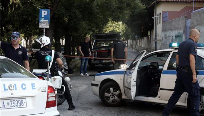 Ιρακινός βγήκε με σπαθί στο κέντρο της Αθήνας - Προβληματισμός στην ΕΛ.ΑΣ. - Media