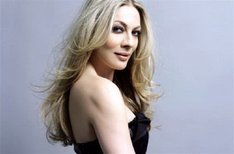 «Έριξε» το instagram η Σμαράγδα Καρύδη – Πόζαρε με εσώρουχα  - Media