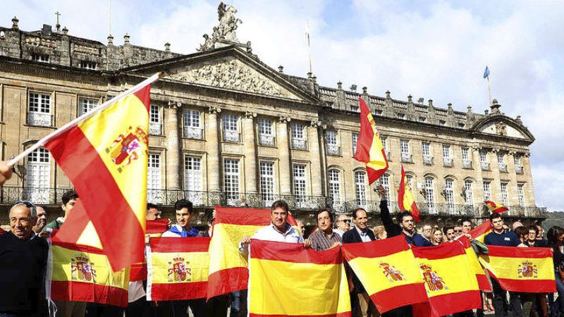 Καταλονία: Μετράει αντίστροφα το τελεσίγραφο για τους καταληψίες των εκλογικών κέντρων  - Media