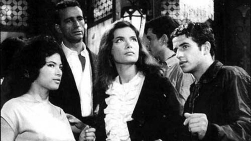 Η μεγάλη αποκάλυψη για τα «Κόκκινα Φανάρια» - Πού γυρίστηκαν, τι έγινε στην πρεμιέρα (Photos) - Media